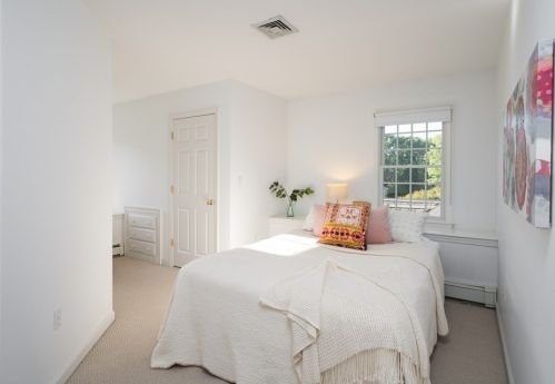 33 Franklin Rodgers Rd, Hingham MA 02043-2665 exterior