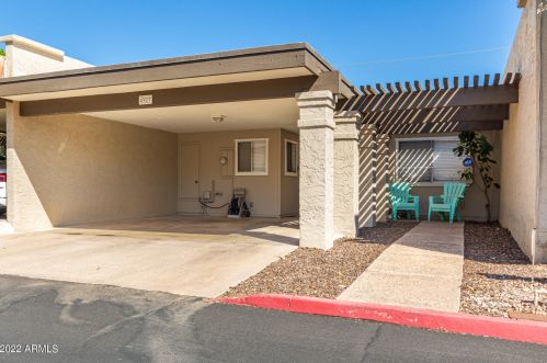 4927 43rd St, Phoenix AZ 85050-3358 exterior