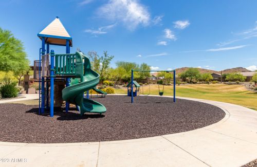 1735 Desperado Way, Phoenix AZ  85085-6329 exterior