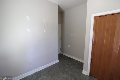 2249 16 St, Philadelphia PA 19132-4402 exterior