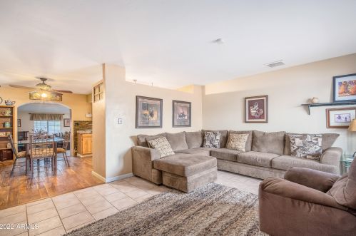 414 Behrend Dr, Phoenix AZ 85050-3992 exterior