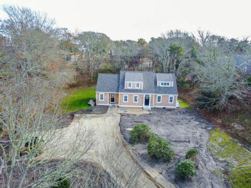33 Edgewood Rd, Chatham, MA 02633-1601
