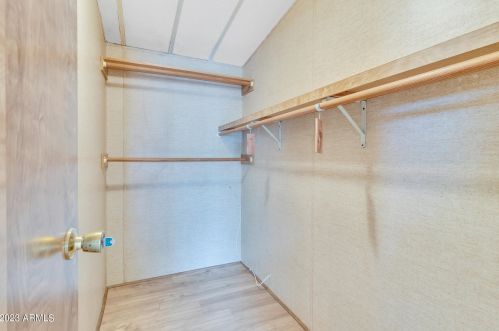 18438 2nd Pl, Phoenix AZ 85022-1011 exterior