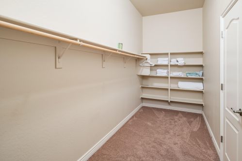 10015 6 Pl, Phoenix AZ 85085 exterior