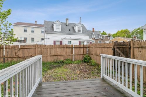 8 Aborn St, Peabody MA 01960-6004 exterior