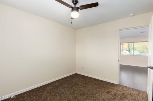 1427 El Camino Dr, Phoenix AZ 85051-4626 exterior