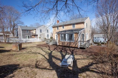 14 Harborview Dr, Hingham, MA 02043-2154