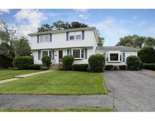 116 Standish Rd, Needham, MA 02492-1118