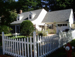 151 Day St, Newton, MA 02466-2921