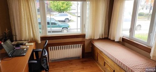 390 Beech St, Kearny, NJ 07032-3202