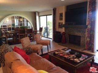 2399 Windward Cir, Thousand Oaks CA  91361-3438 exterior