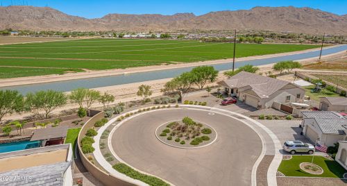 8607 16 Dr, Phoenix AZ 85007-4402 exterior