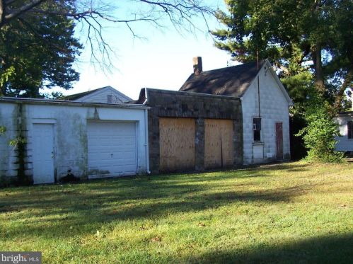 120 Jackson St, West Deptford NJ  08096-2353 exterior