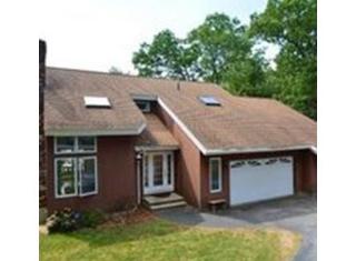 11 Cove Dr, Sturbridge MA  01566-1002 exterior