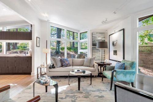 1506 Brook Valley Ln, Atlanta GA  30324-3212 exterior