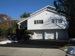 10 Patten Cir, Newton, MA 02459-2921