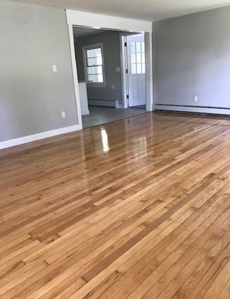 82 Walnut St, North Brookfield MA  01535-1814 exterior