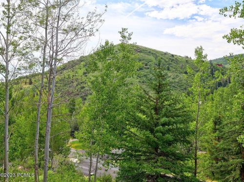 3600 Wagon Wheel Way, Park City UT 84098-5340 exterior