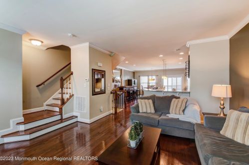 141 Kyle Dr, Tinton Falls NJ 07712-7536 exterior