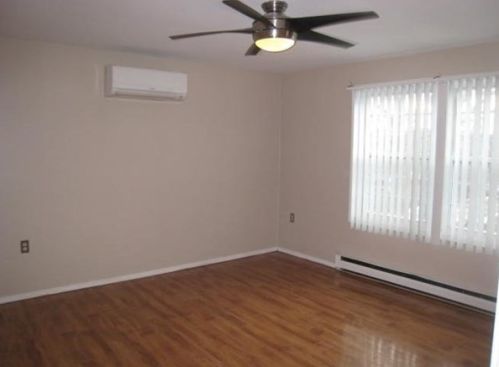 34 Rudolph St, Worcester MA 01604-3133 exterior