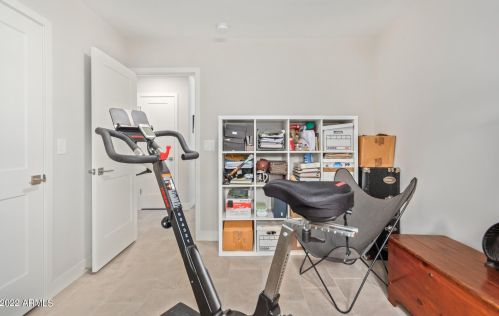 6720 11th St, Phoenix AZ  85014-1028 exterior