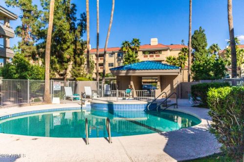 5122 31st Way, Phoenix AZ  85016-4508 exterior