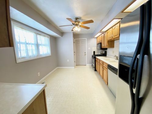 1201 Kennedy Dr, Swygert IL 61764-9169 exterior