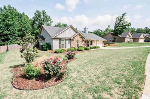 480 Redtail Rd, Jefferson, GA 30549-7067