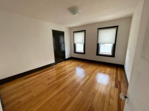 130 Stafford St, Worcester MA 01603-1438 exterior