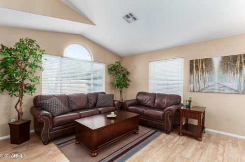 20206 29th Pl, Phoenix AZ  85050-4710 exterior