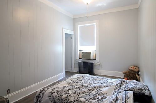 292 Durfee St, Fall River MA 02720-2330 exterior