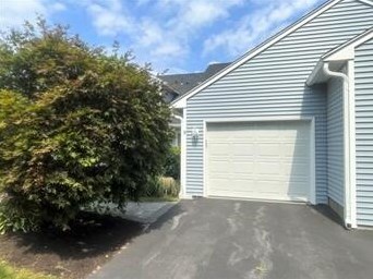 9 Fairway Dr, Plymouth MA 02360-1461 exterior