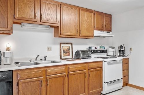 299 Ash St, Winchendon MA 01475-1878 exterior