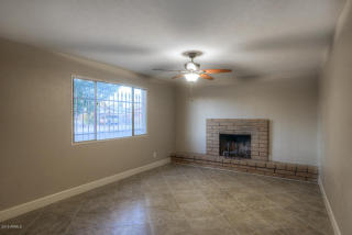 6449 Turney Ave, Phoenix, AZ 85033-2728