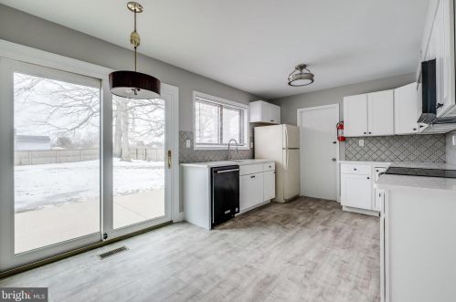 534 4 Mile Br Rd, Erial NJ exterior