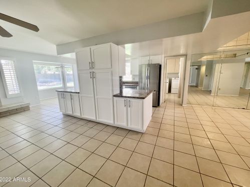 17457 2nd Pl, Phoenix AZ  85022-1838 exterior