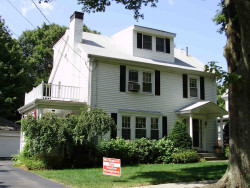 15 Rangeley Rd, Newton, MA 02465-1218