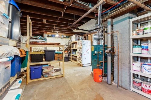 32 Pulaski St, Peabody MA 01960-1831 exterior