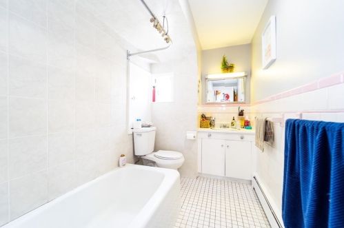 53 Cedar St, Taunton MA 02780-3131 exterior