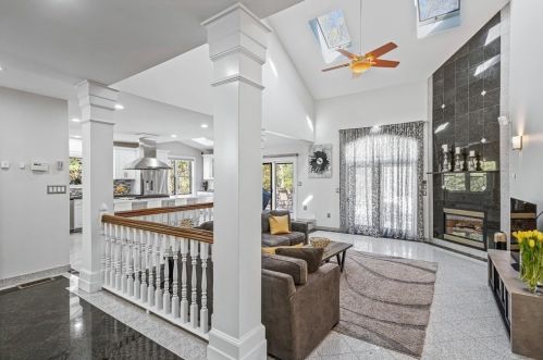 18 Francis St, North Reading MA 01864-3121 exterior