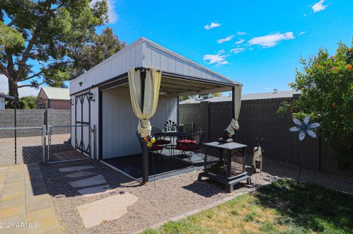 911 Campo Bello Dr, Phoenix AZ 85032-2051 exterior