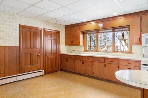 133 Malvern Rd, Worcester MA 01610-2258 exterior