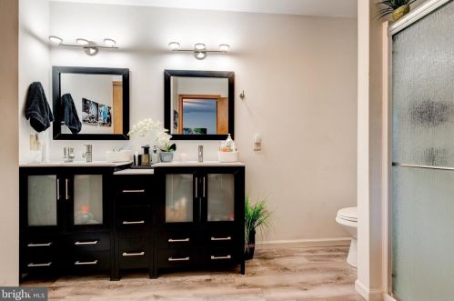 833 Boundary Rd, West Deptford NJ 08096-3614 exterior