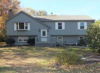 11 Foster Rd, Southwick, MA 01077-9545