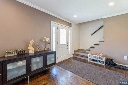 326 Brookside Ave, Cresskill NJ  07626-1104 exterior