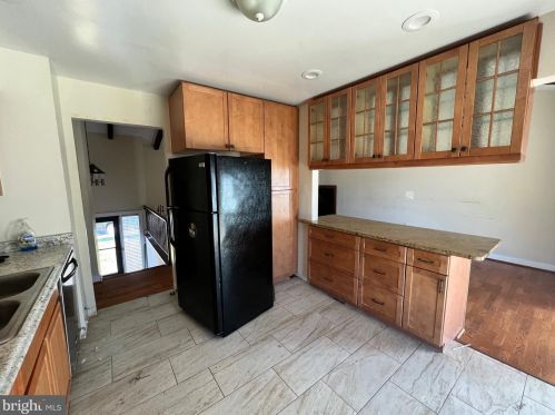 5429 Wolf River Ln, Columbia MD 21045-2258 exterior