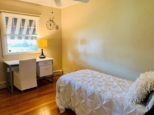 129 Seabury St, New Bedford MA 02745-5149 exterior