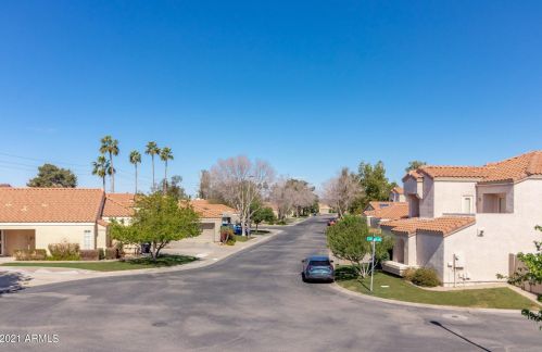 4013 Altadena Ave, Phoenix AZ 85029-3211 exterior