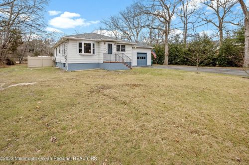 539 Veterans Hwy, Jackson Twp NJ  08527-5123 exterior