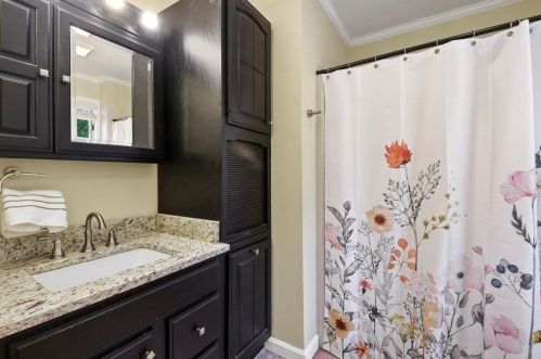 30 Abington St, Worcester MA 01603-1101 exterior